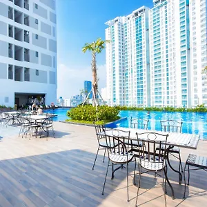 Awesome Rivergate - Cbd In Hcm Apartment